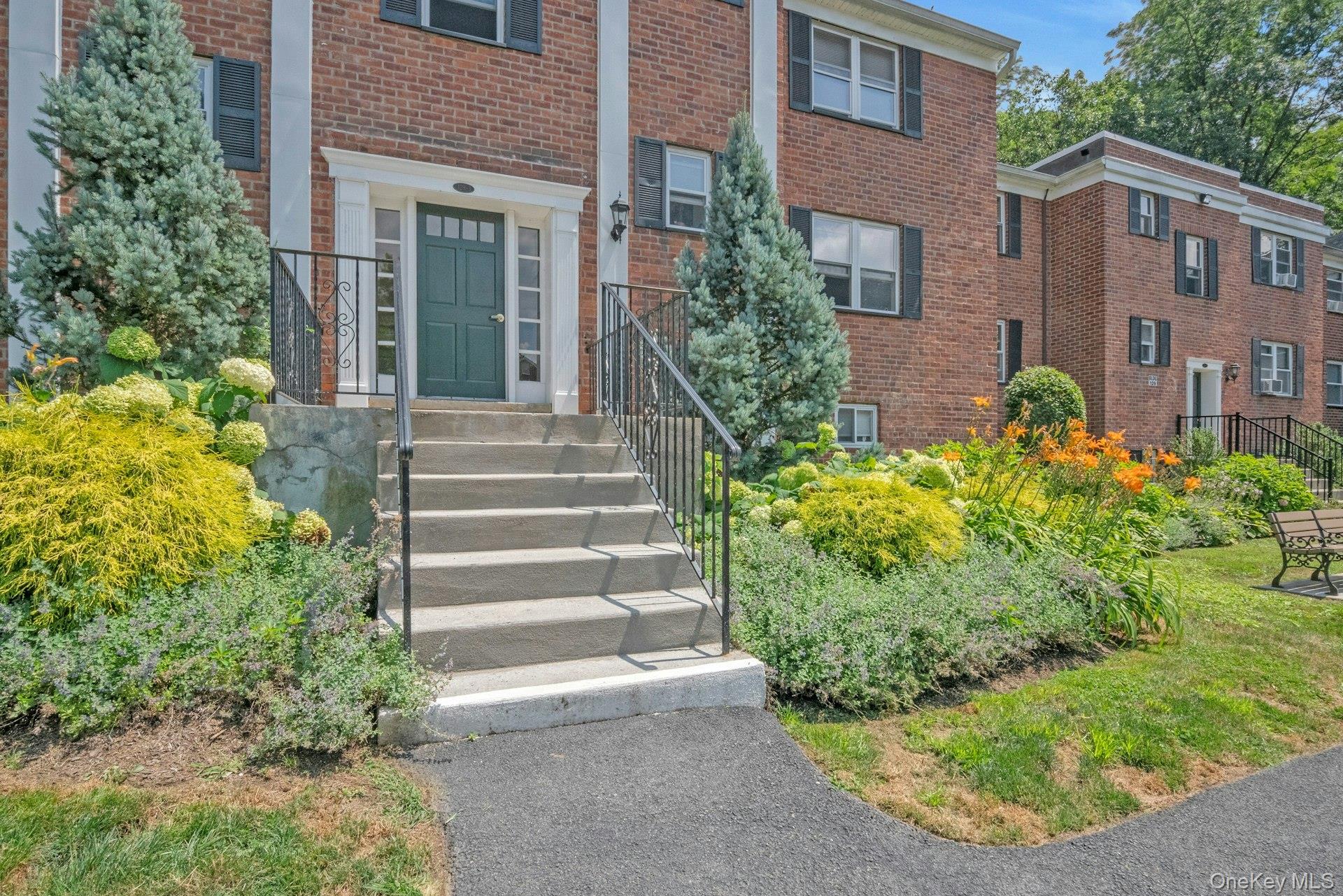 Homes for sale in Ossining, NY | 129 3 S Highland Ave #A2, Ossining, NY 10562 | MLS# 1024369