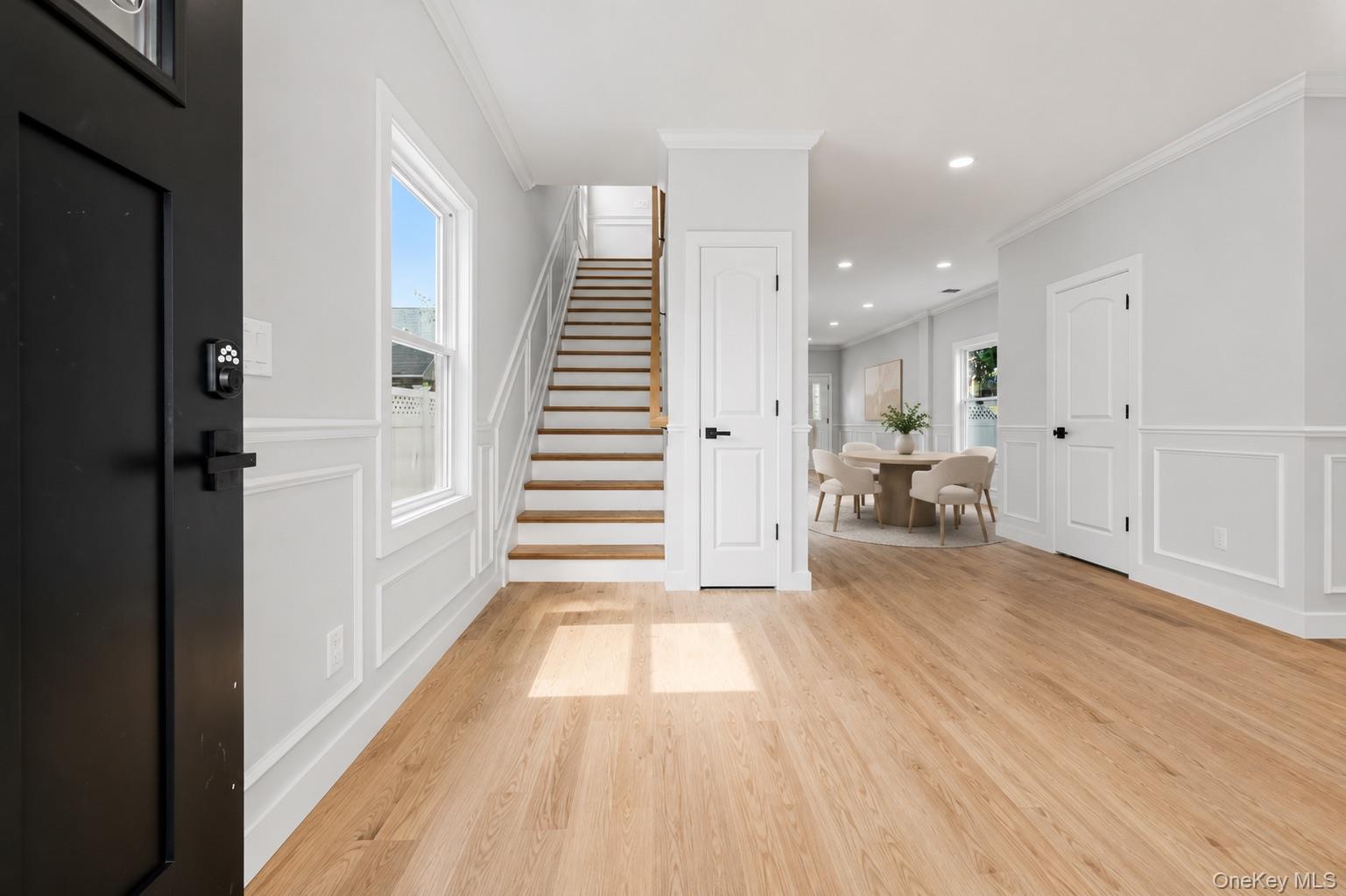 2nd image of 249 Bedford Ave, New Hyde Park, NY 11040 | MLS# 1024415