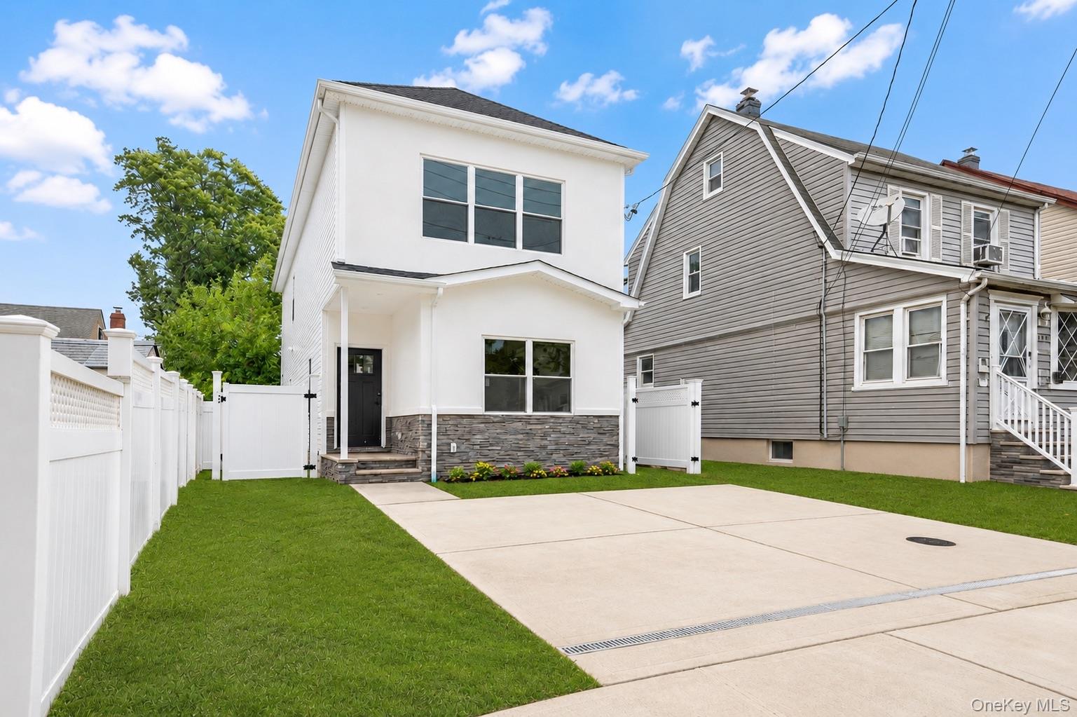 1st image of 249 Bedford Ave, New Hyde Park, NY 11040 | MLS# 1024415
