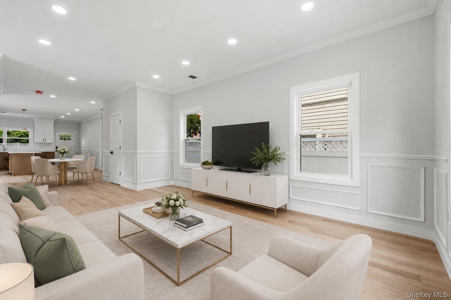 5th image of 249 Bedford Ave, New Hyde Park, NY 11040 | MLS# 1024415