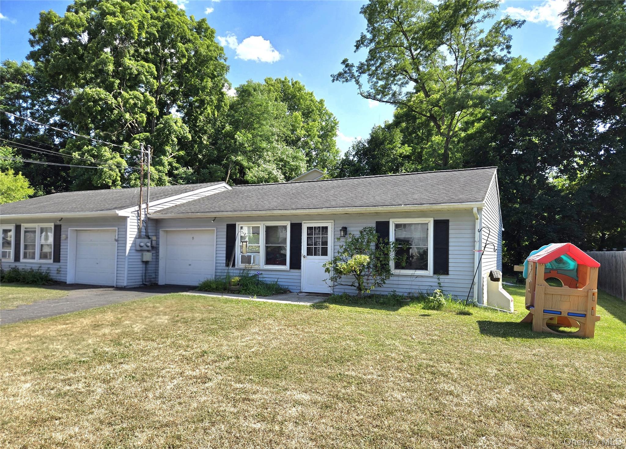 Homes for sale in Wappinger, NY | 9 Creekview Ct, Wappinger, NY 12590 | MLS# 1024434
