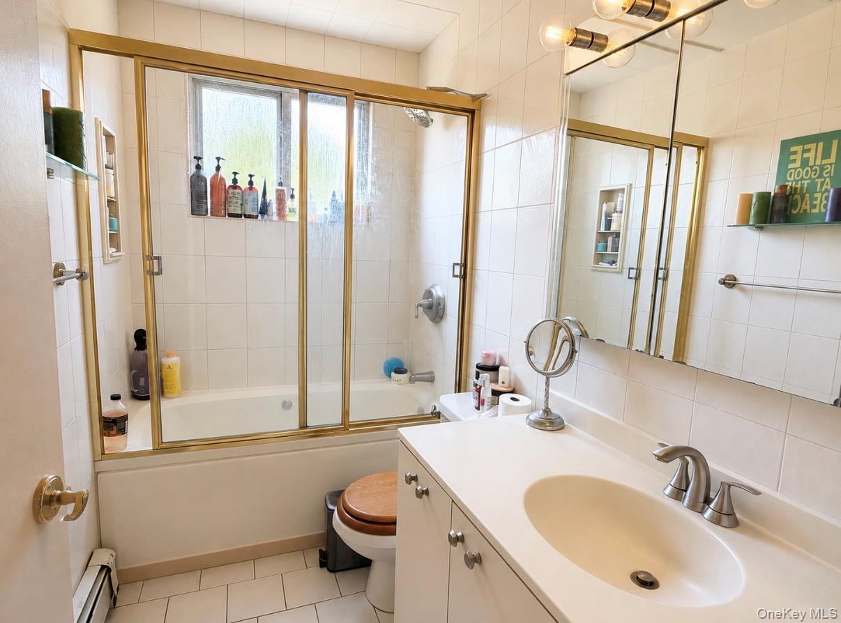 15th image of 83 Bud Ln, Hempstead, NY 11756 | MLS# 1024454