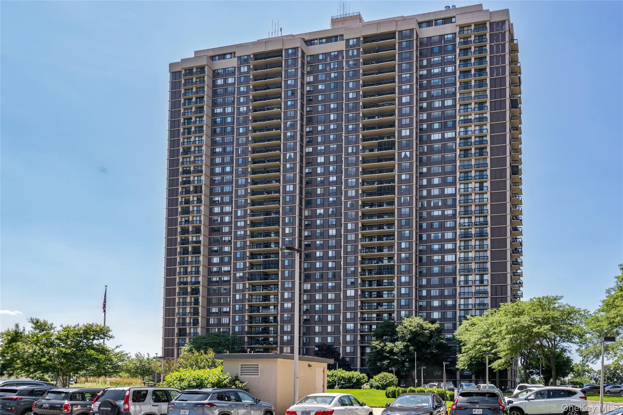1st image of 27010 Grand Central Pkwy #4H, New York, NY 11005 | MLS# 1024460