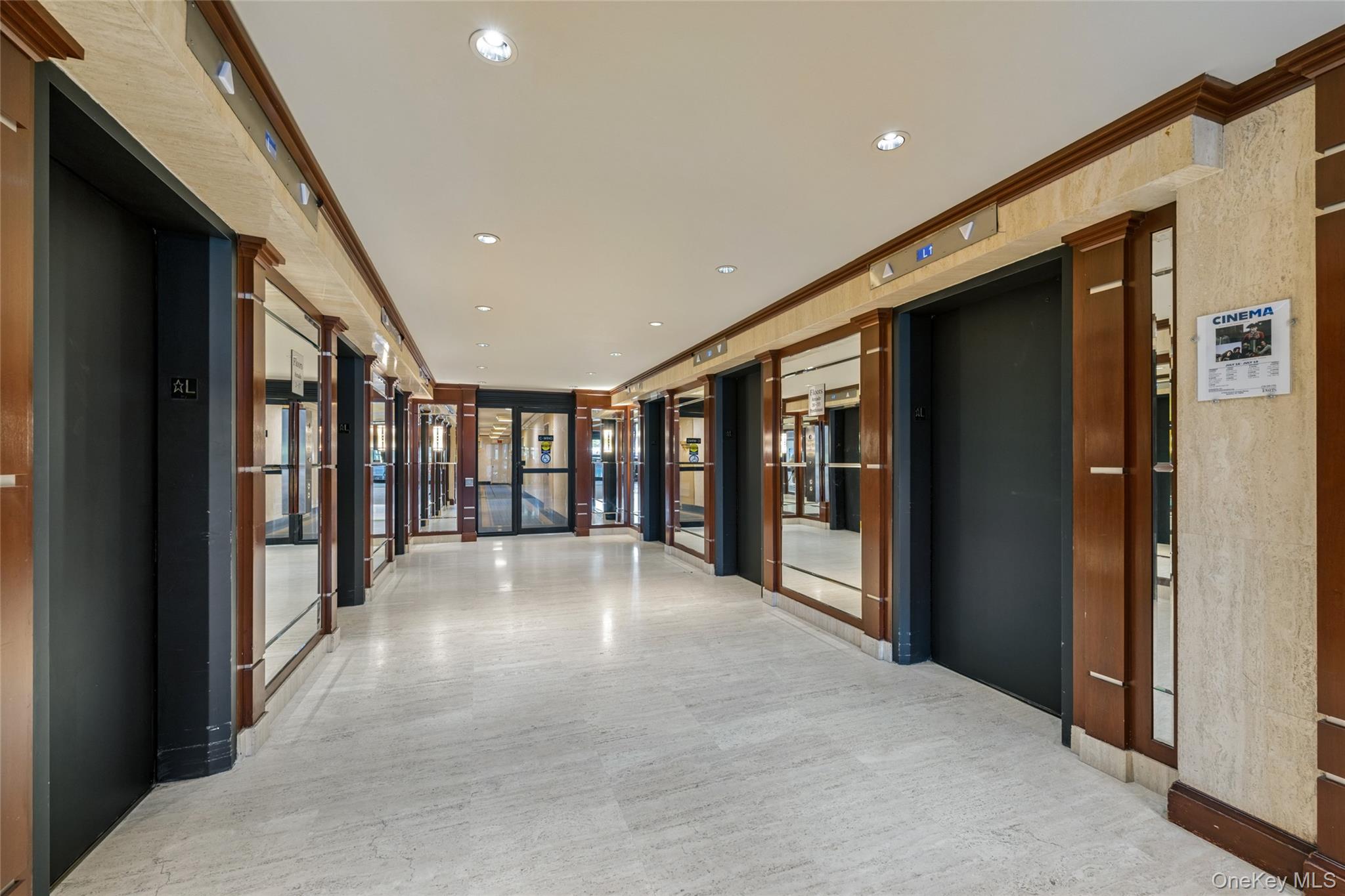 4th image of 27010 Grand Central Pkwy #4H, New York, NY 11005 | MLS# 1024460