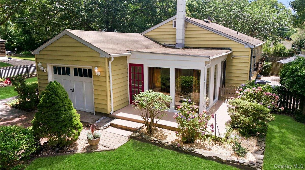 2nd image of 10 Graham Rd, Southampton, NY 11946 | MLS# 1024482