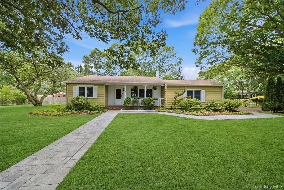 1st image of 10 Graham Rd, Southampton, NY 11946 | MLS# 1024482