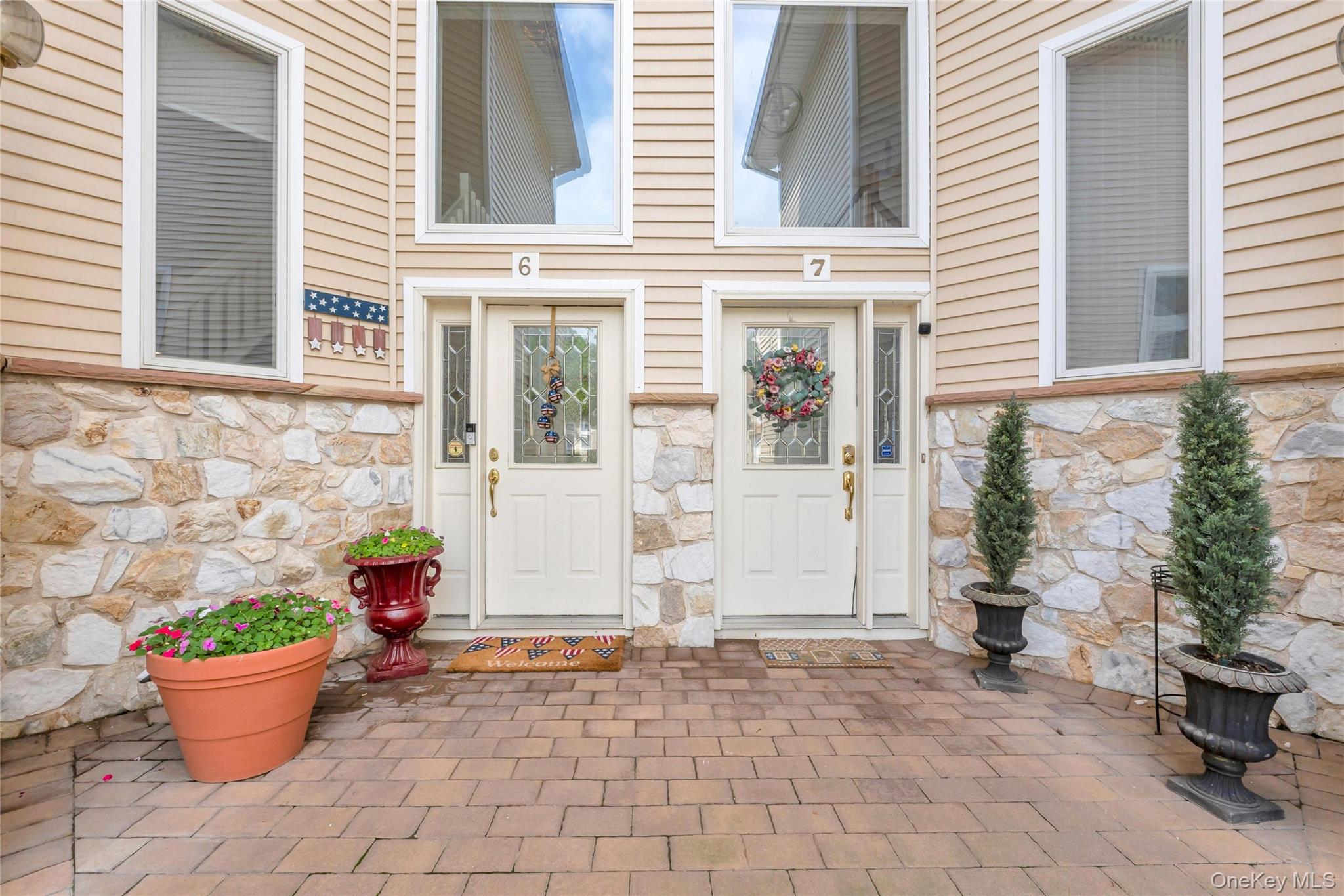 3rd image of 6 Princess Tree Ct, Brookhaven, NY 11777 | MLS# 1024562