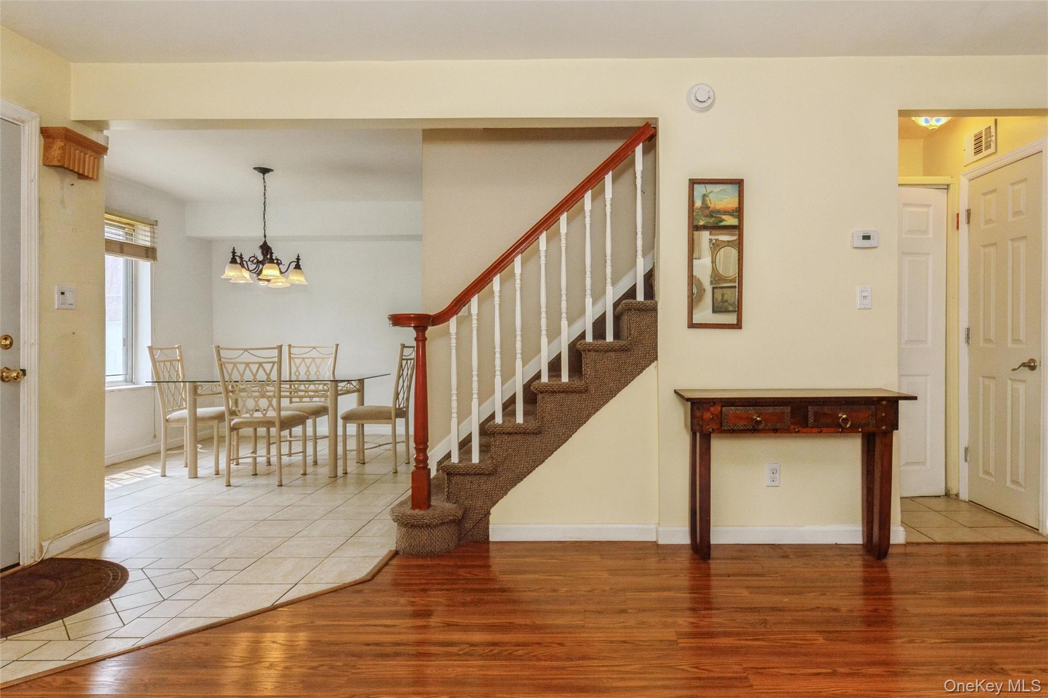 5th image of 51 Alhambra Dr, Hempstead, NY 11572