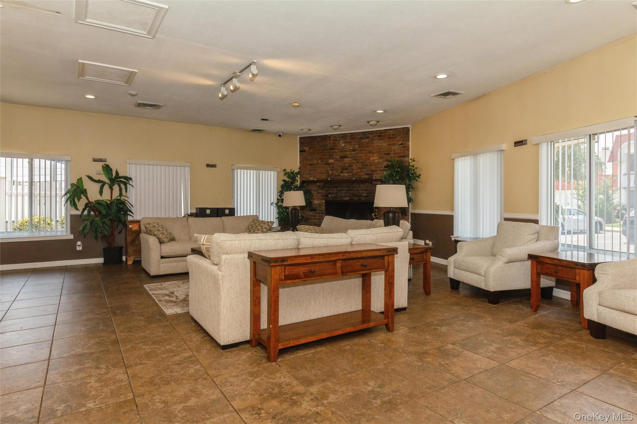 2nd image of 51 Alhambra Dr, Oceanside, NY 11572