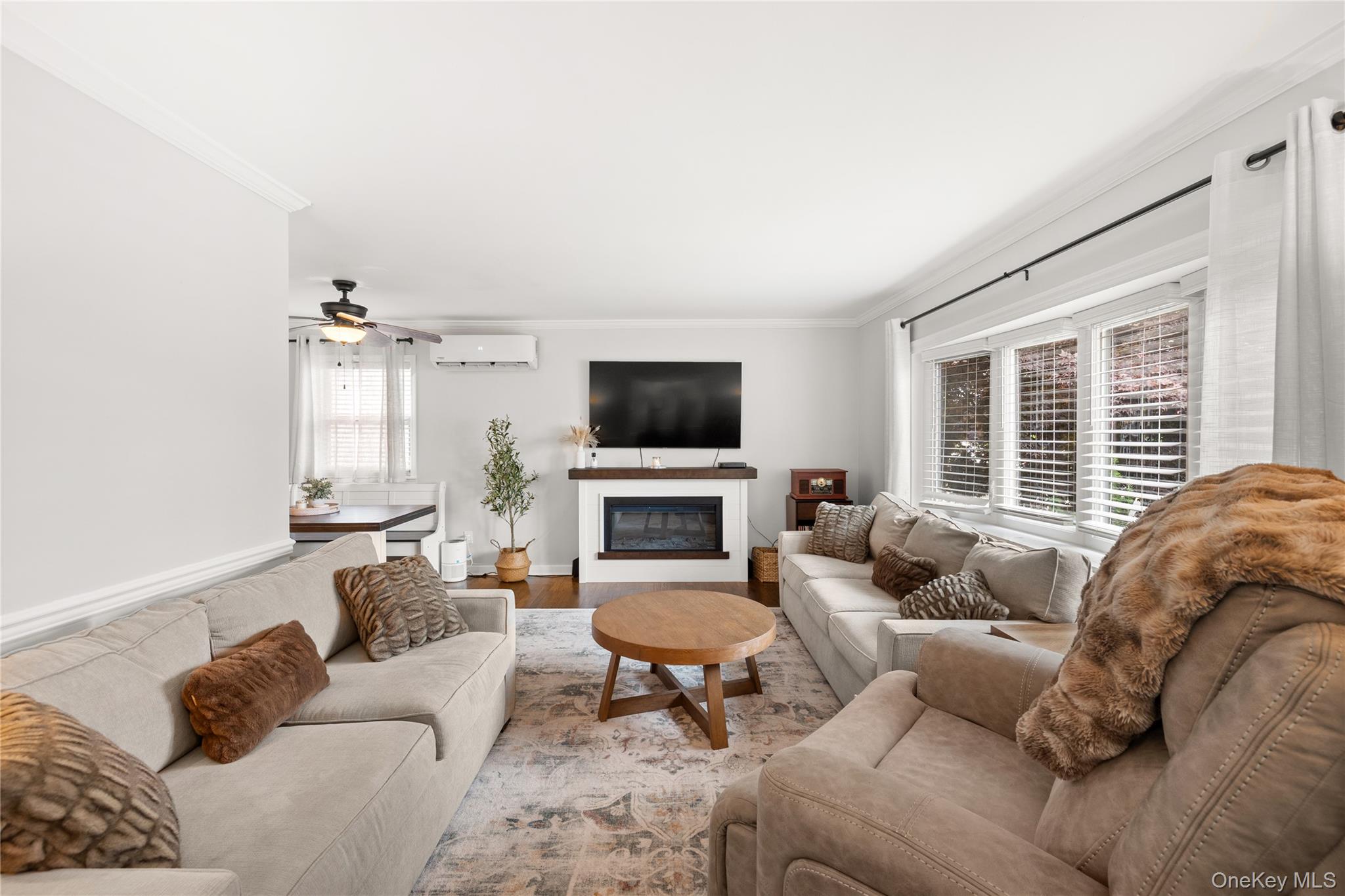 1st image of 219 Venetian Blvd, Babylon, NY 11757 | MLS# 1024682