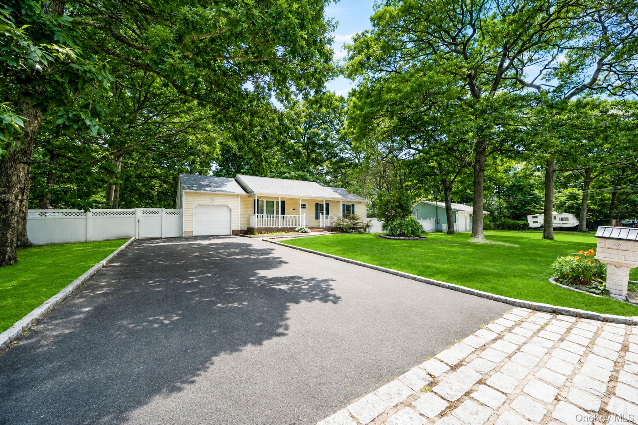 39th image of 25 Heston Rd, Brookhaven, NY 11967 | MLS# 1024739