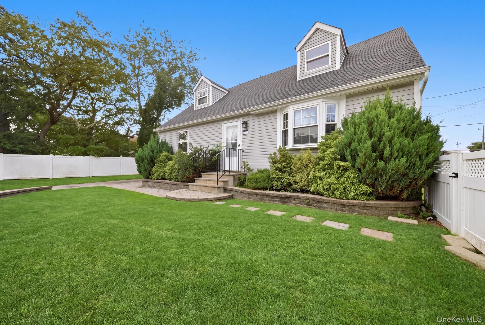 2nd image of 85 Schleigel Blvd, Oyster Bay, NY 11735 | MLS# 1024776