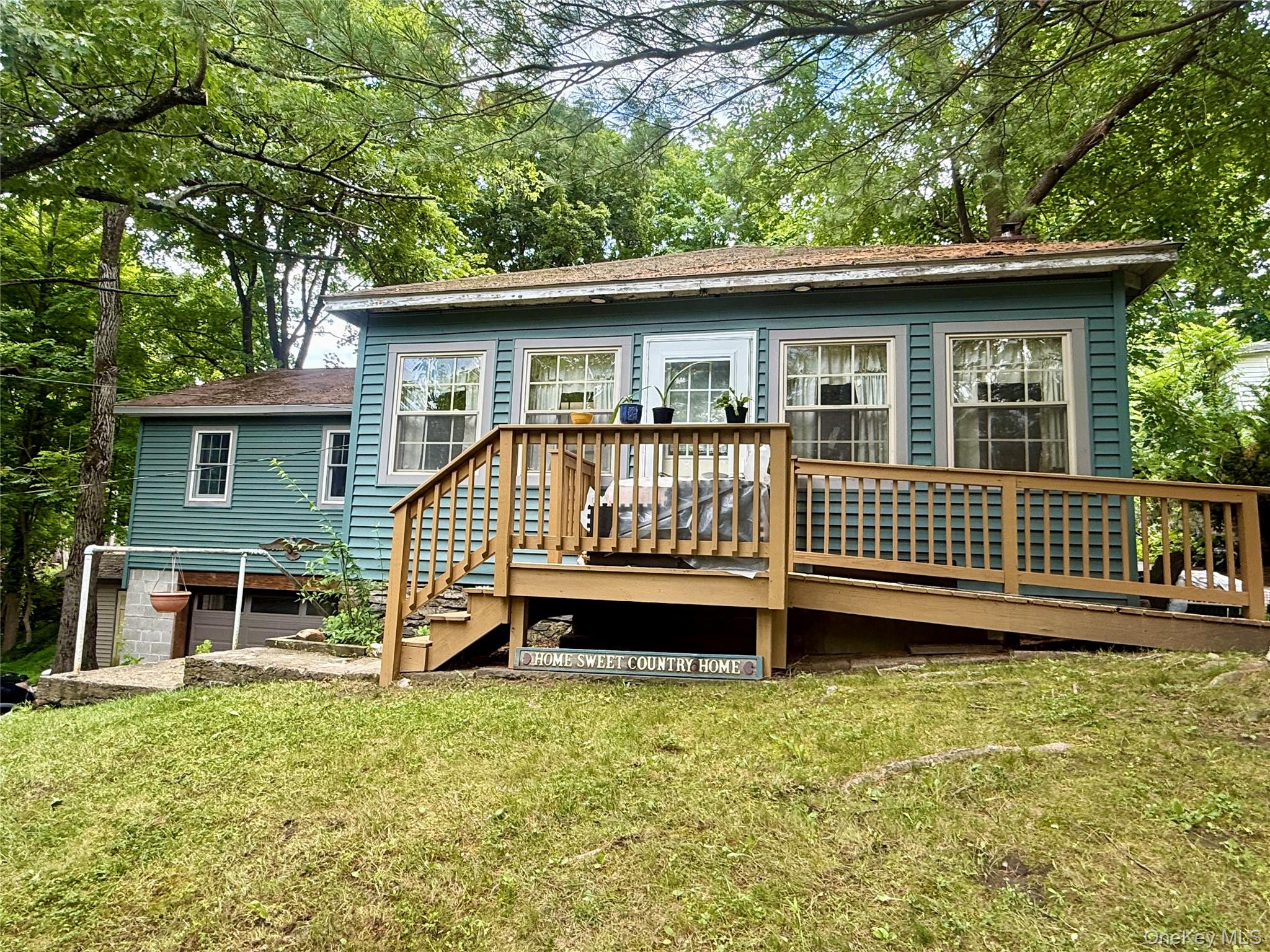 Homes for sale in Lloyd, NY | 29 White St, Lloyd, NY 12528 | MLS# 1024793