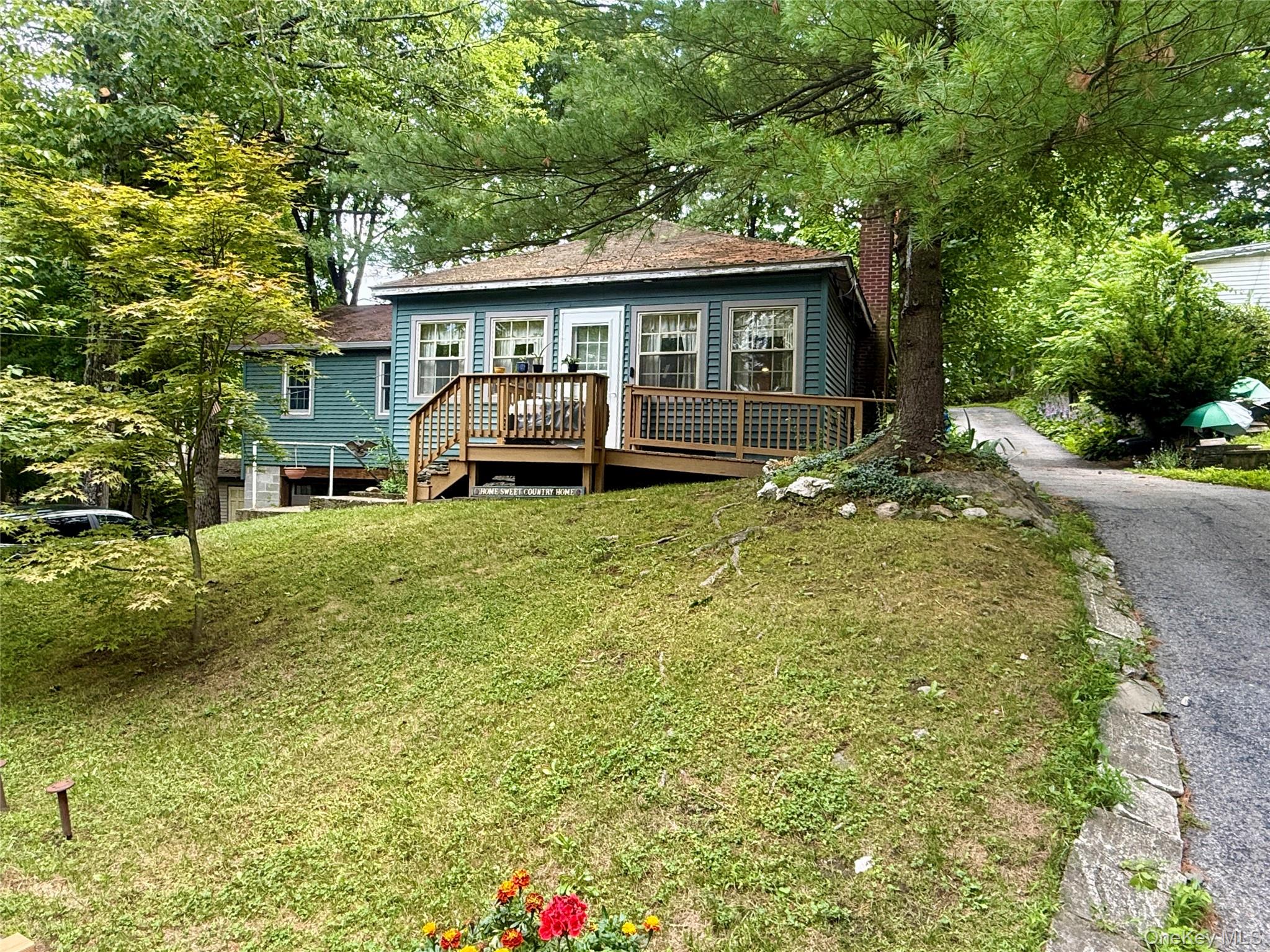 Homes for sale in Lloyd, NY | 29 White St, Lloyd, NY 12528 | MLS# 1024793