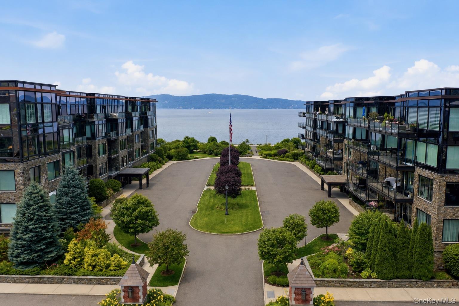 Homes for sale in Greenburgh, NY | 16 Rivers Edge Dr #201, Greenburgh, NY 10591 | MLS# 1024797