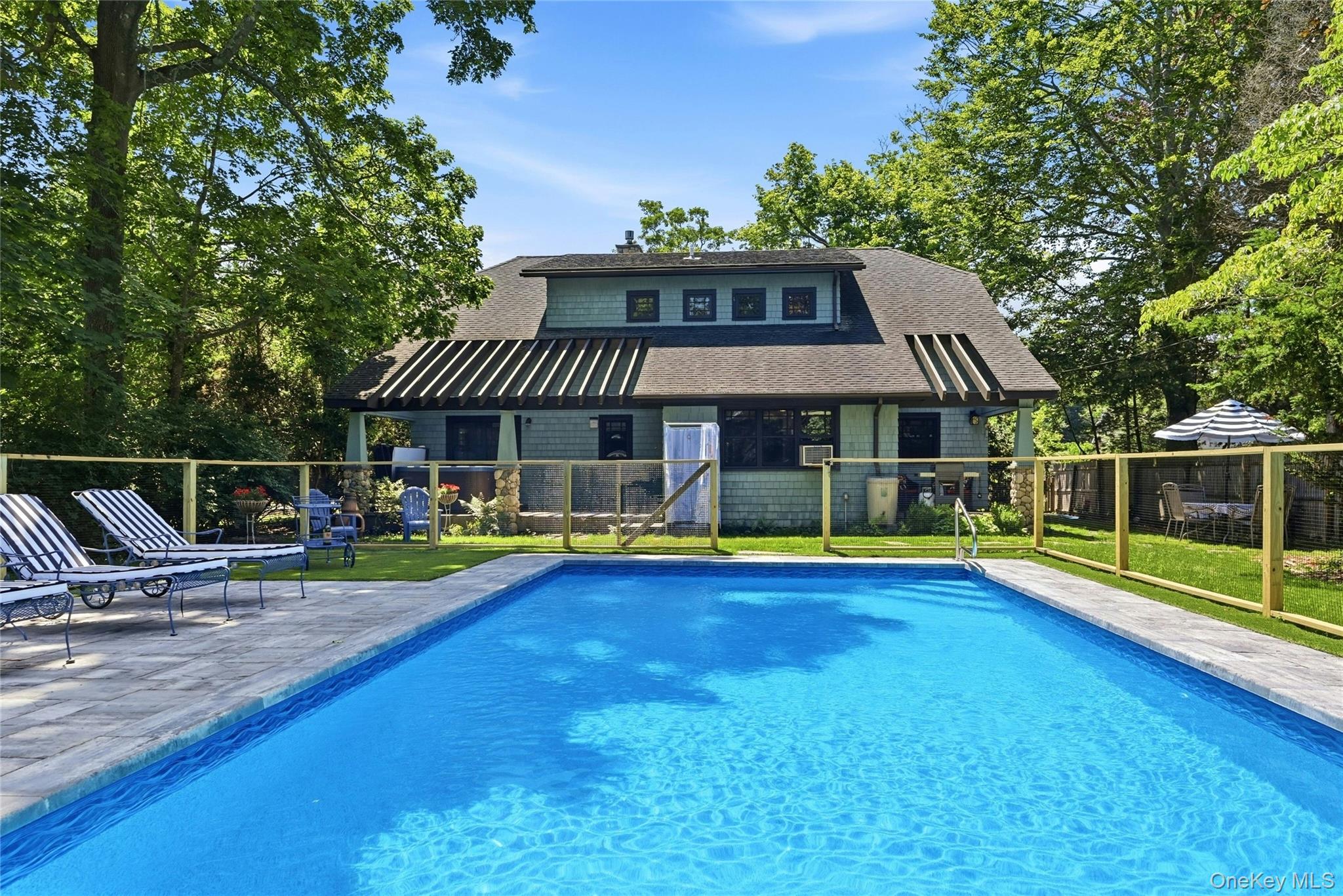 1st image of 425 Maple Ln, Southold, NY 11971 | MLS# 1024798