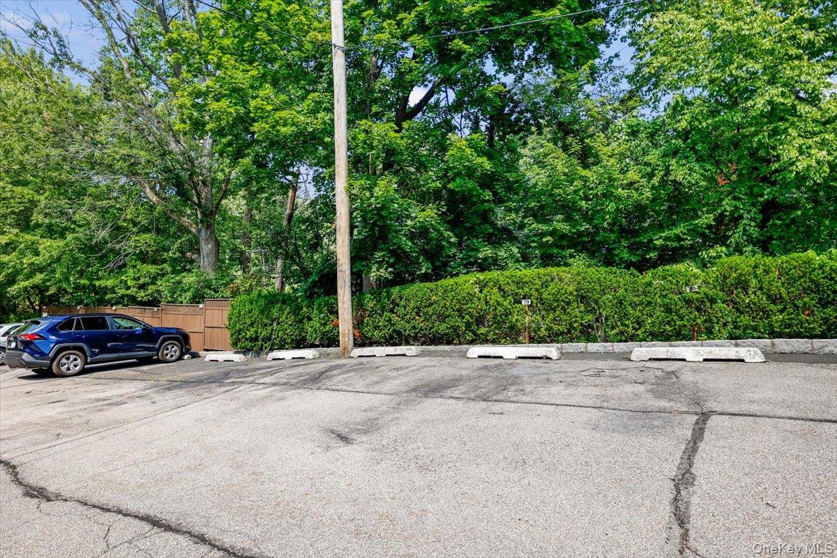 2nd image of 70 W St, Harrison, NY 10528