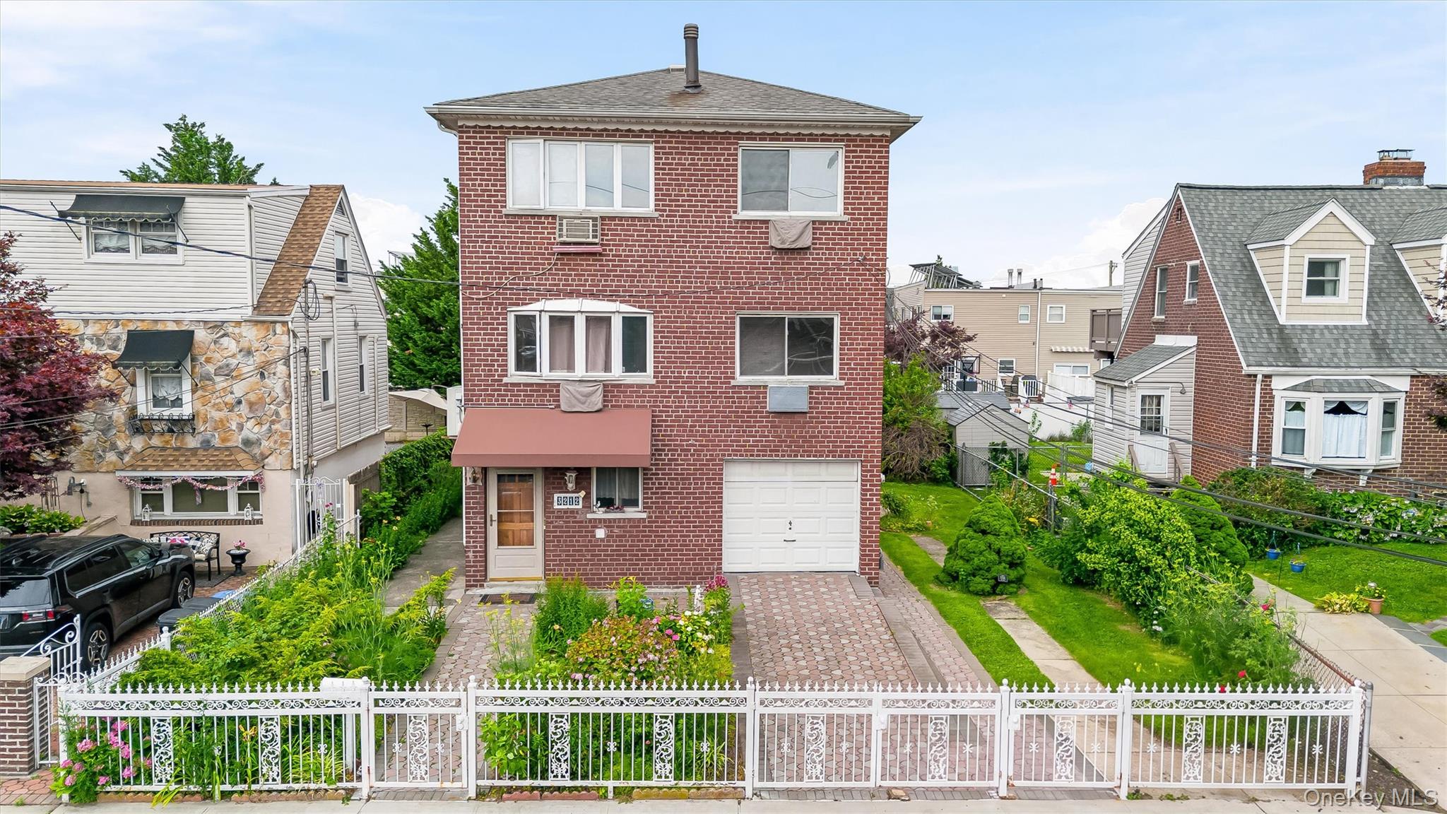 2nd image of 3212 Giegerich Pl #3, Bronx, NY 10465 | MLS# 1024904