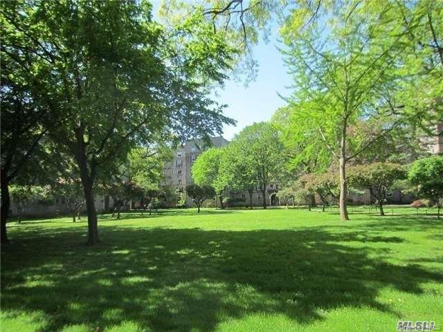 2nd image of 30-15 Hobart St, Woodside, NY 11377