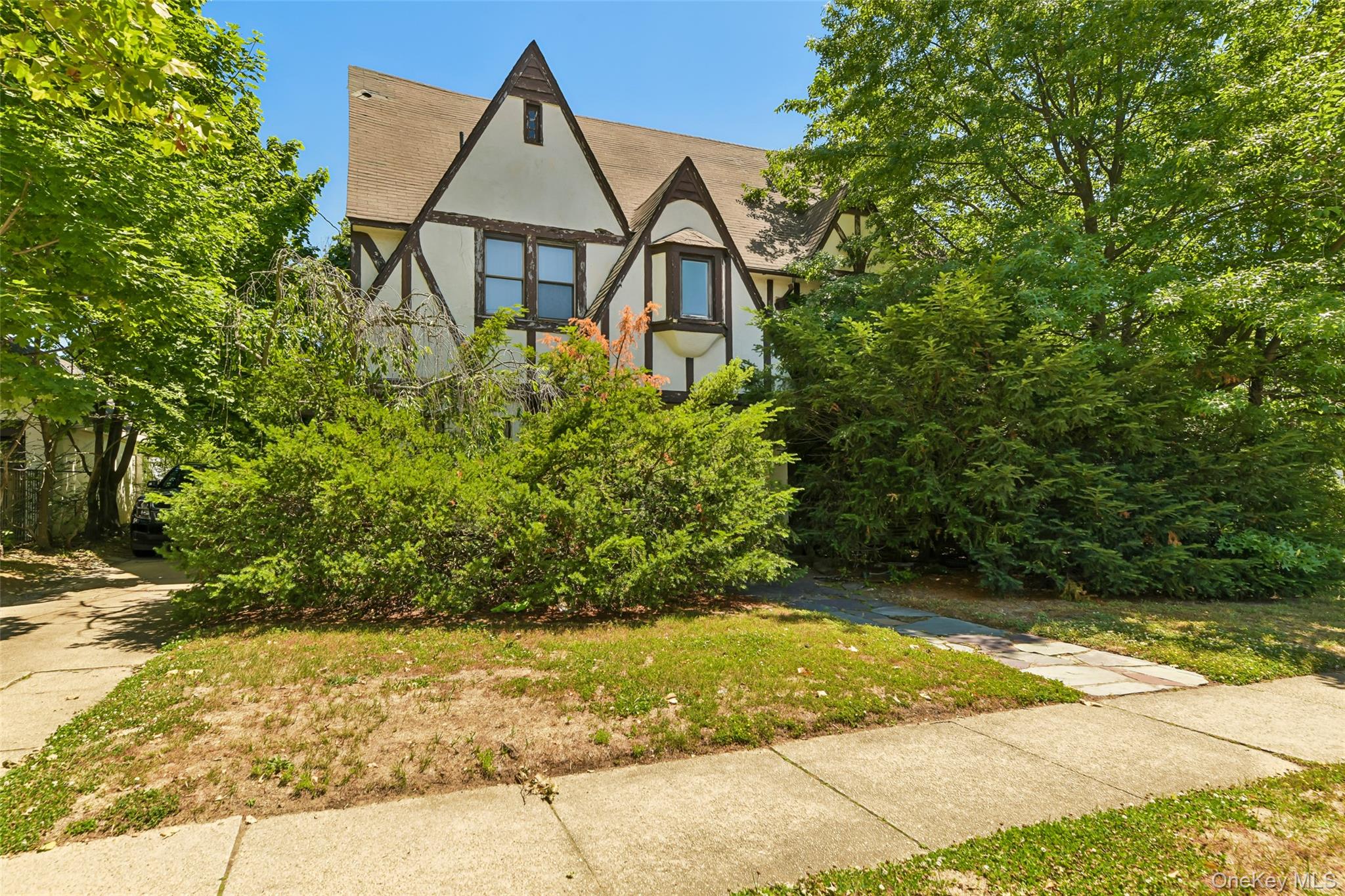 2nd image of 38 Cedarhurst Ave, Hempstead, NY 11516 | MLS# 1024914