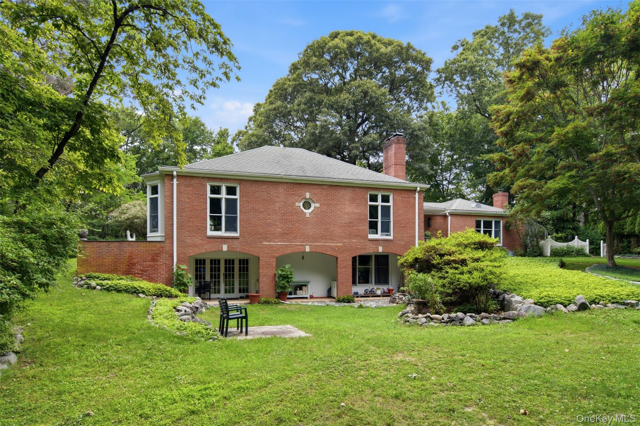 2nd image of 25 Forrest Dr, Huntington, NY 11743 | MLS# 1024926