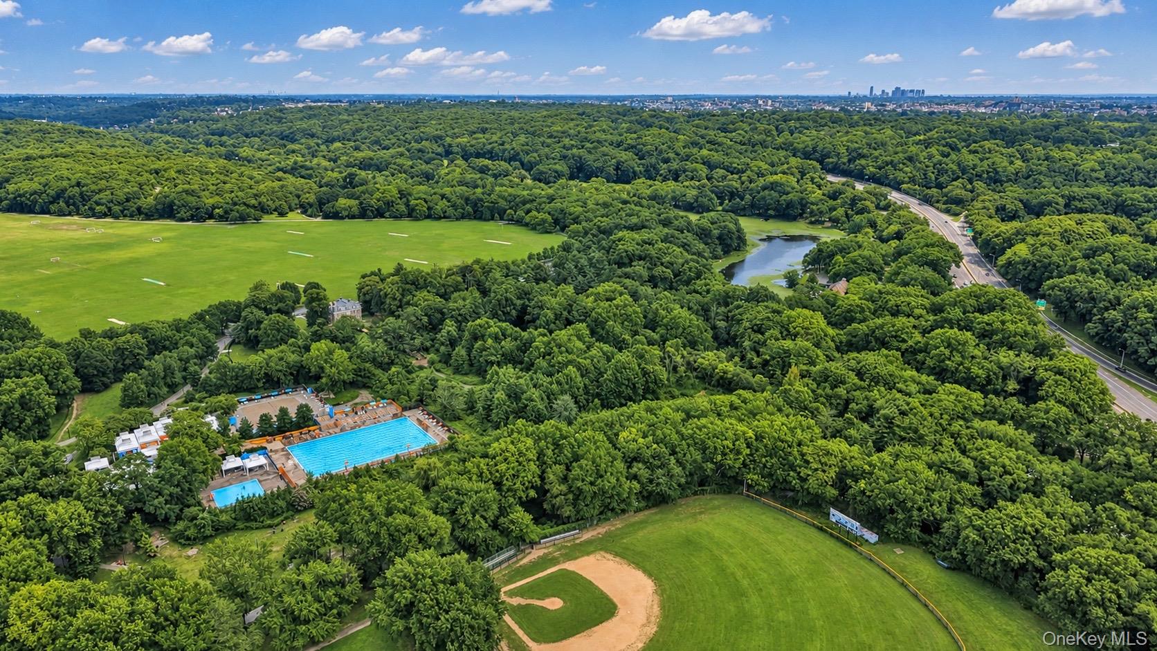 3rd image of 180 Van Cortlandt Park S #5C, Bronx, NY 10463 | MLS# 1025039
