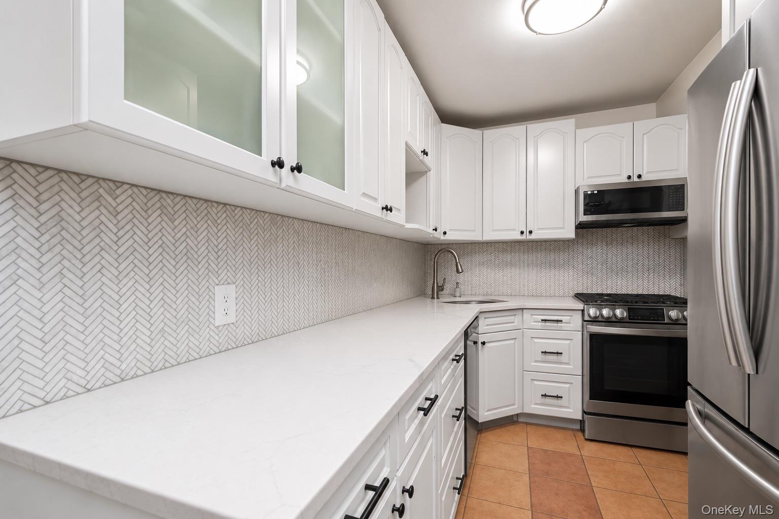 2nd image of 35-31 85Th St #6E, New York, NY 11372 | MLS# 1025063