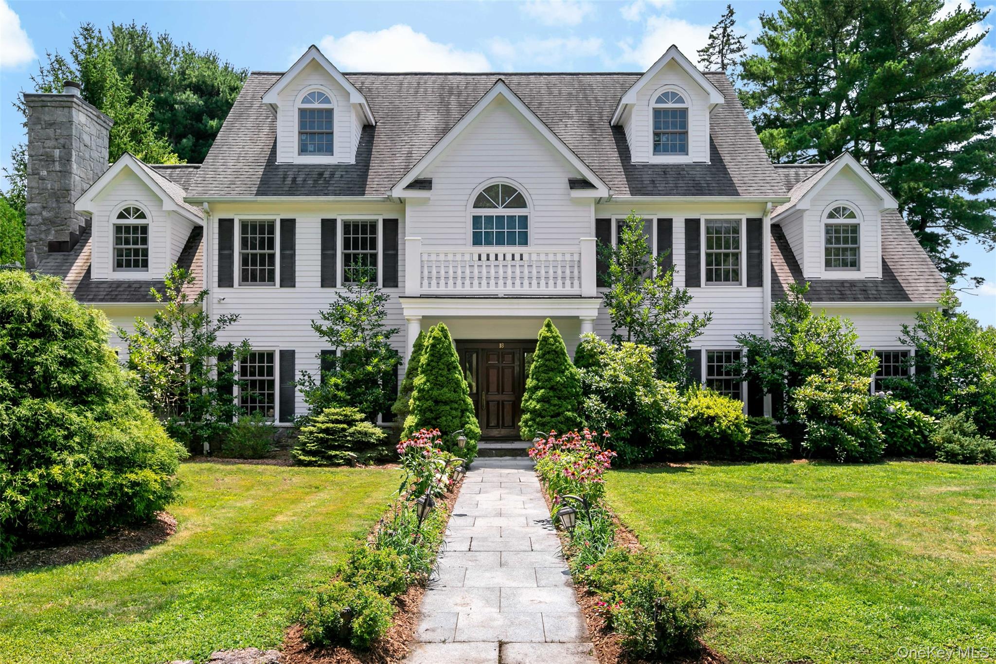1st image of 18 Sammis Ln, White Plains, NY 10605 | MLS# 1025117
