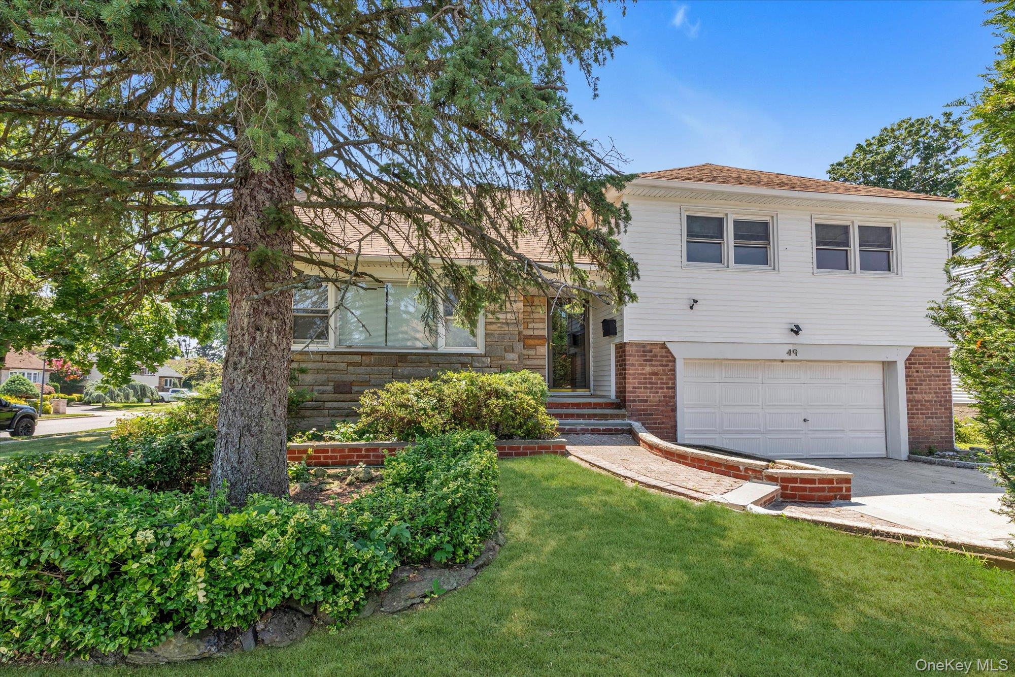 1st image of 49 Middlecamp Rd, North Hempstead, NY 11590 | MLS# 1025129