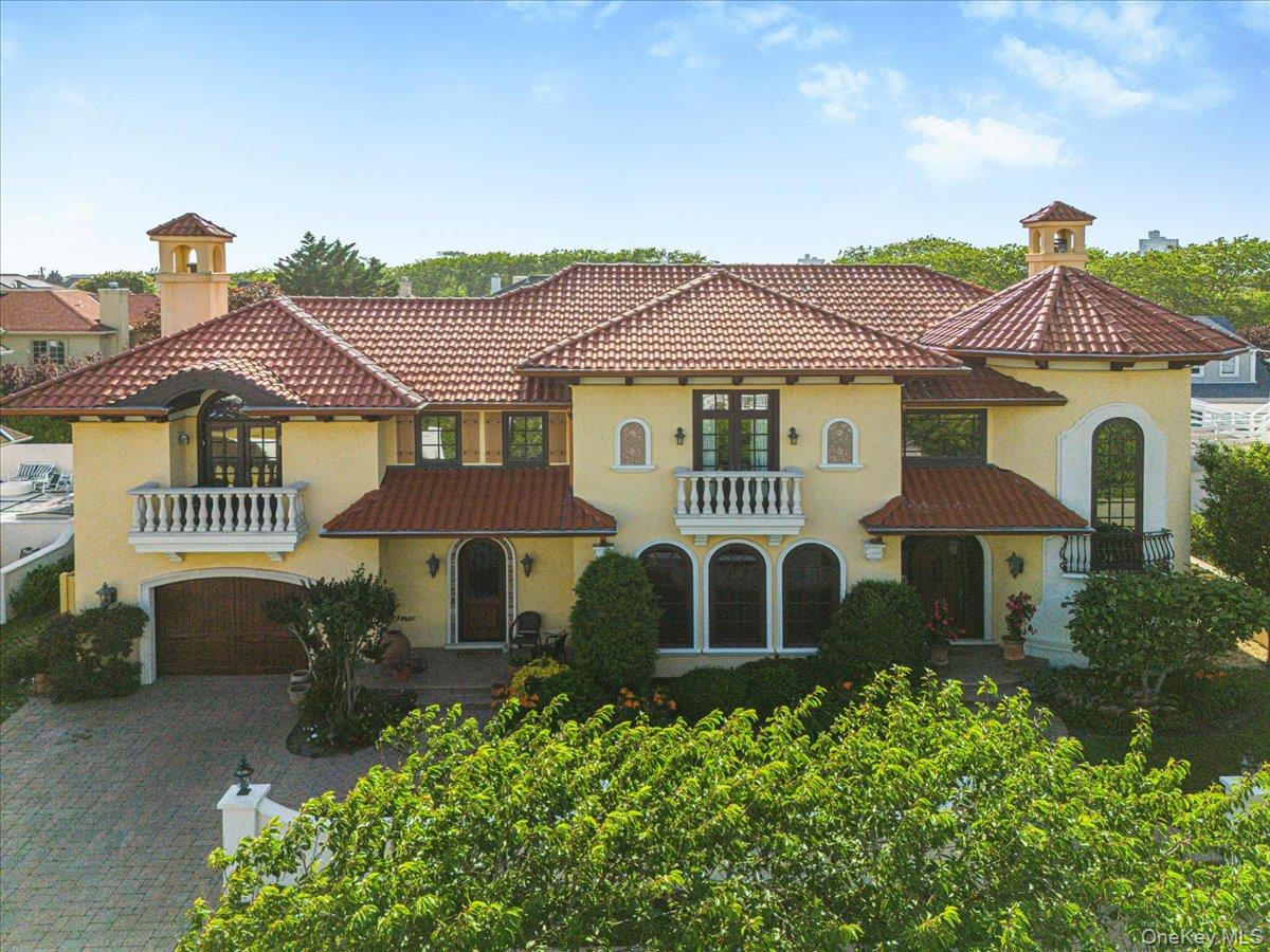 3rd image of 81 Montgomery Blvd, Atlantic Beach, NY 11509 | MLS# 1025159