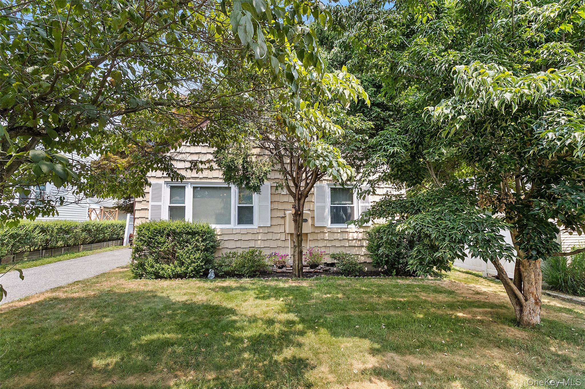 Homes for sale in Ossining, NY | 23 Gates Ave, Ossining, NY 10562 | MLS# 1025170