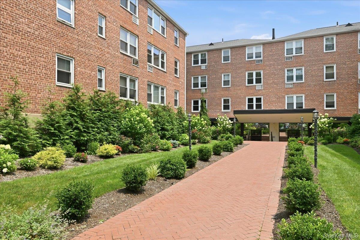 3rd image of 280 Atlantic Ave #132, East Rockaway, NY 11518 | MLS# 1025177