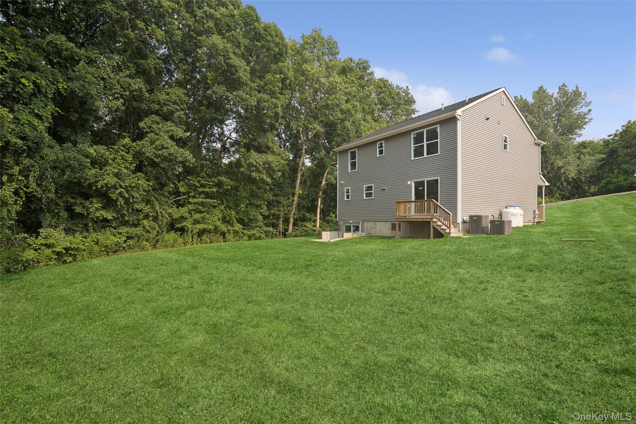 5th image of 65 Ozark St, Brookhaven, NY 11720 | MLS# 1025189