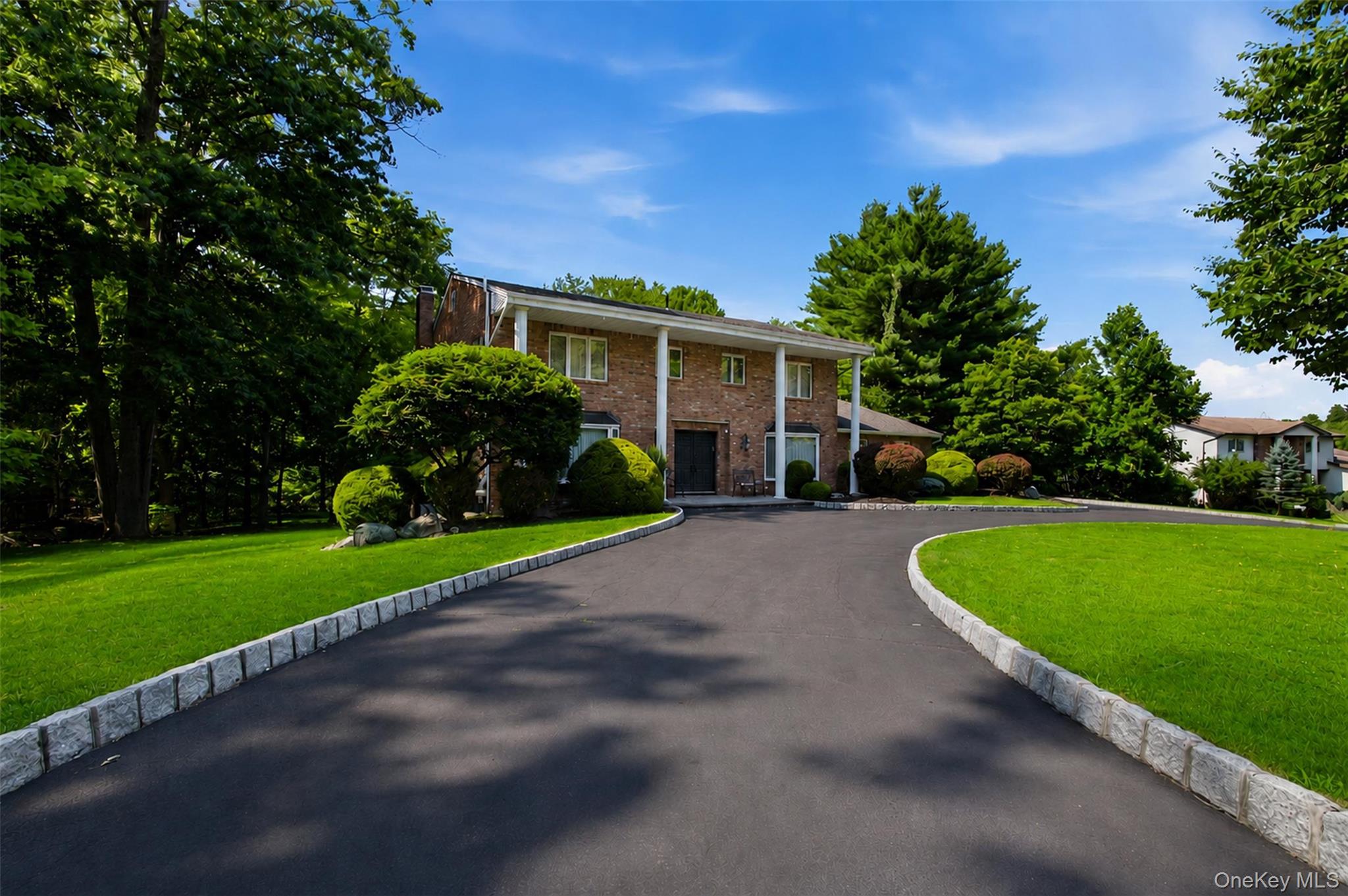 2nd image of 391 Pleasant Hill Dr, Clarkstown, NY 10956 | MLS# 1025224