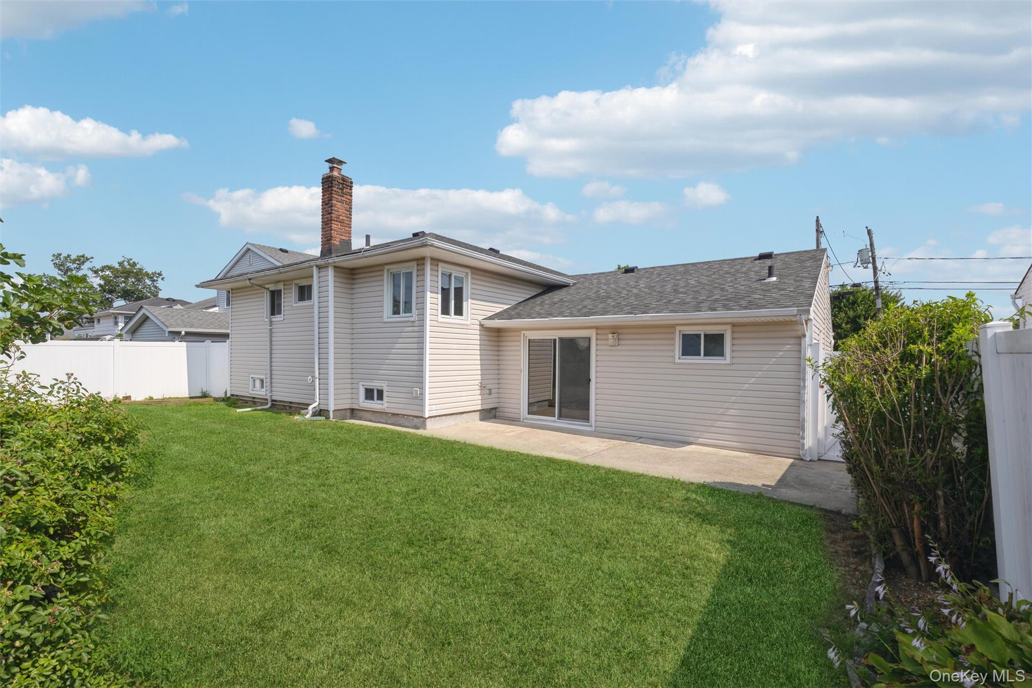 21st image of 258 Aster St, Oyster Bay, NY 11762 | MLS# 1025236