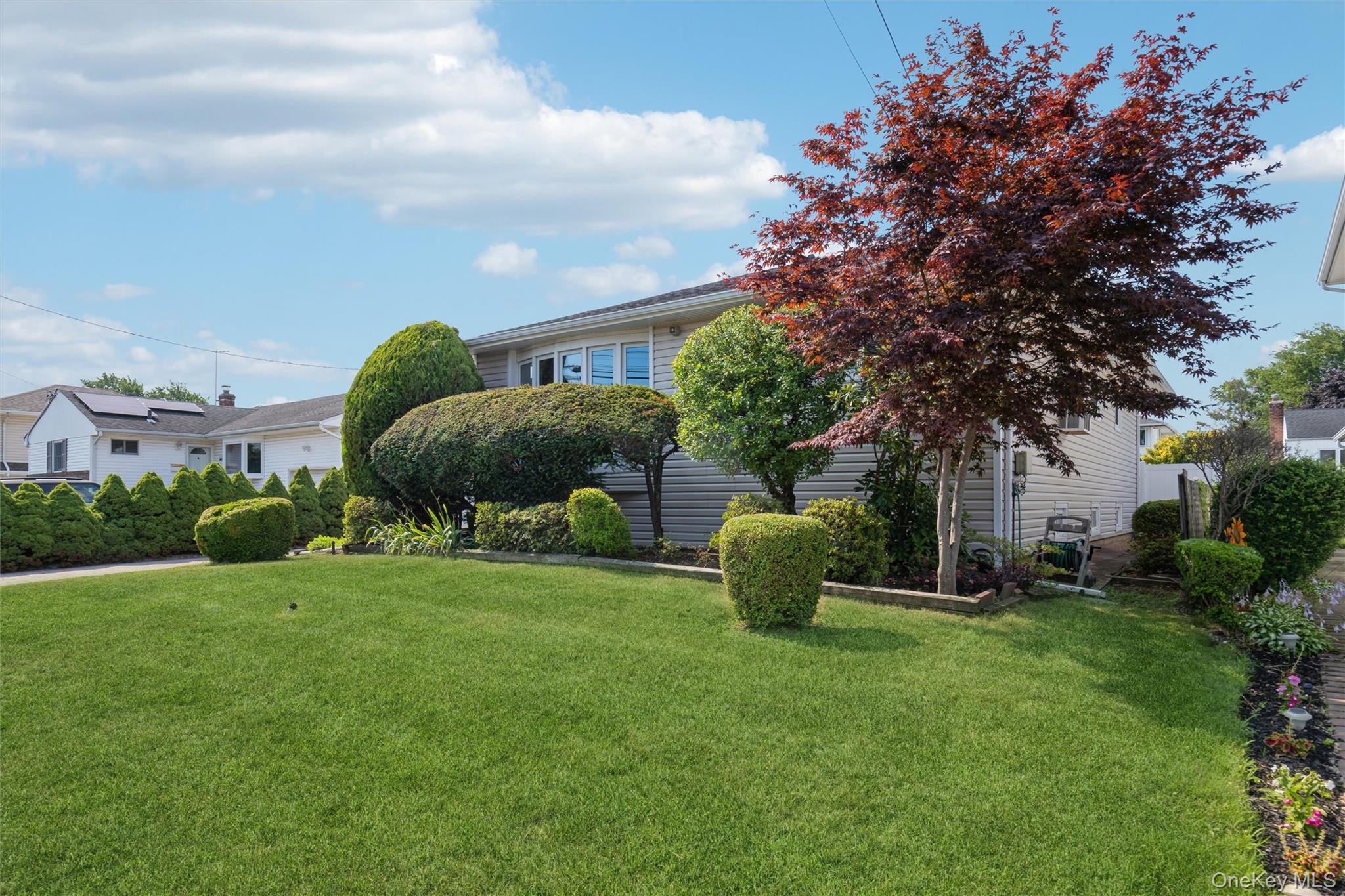 2nd image of 258 Aster St, Oyster Bay, NY 11762 | MLS# 1025236