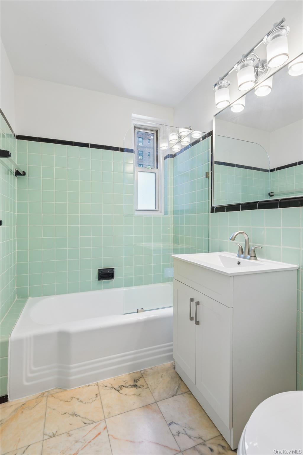 2nd image of 5601 Riverdale Ave, New York, NY 10471