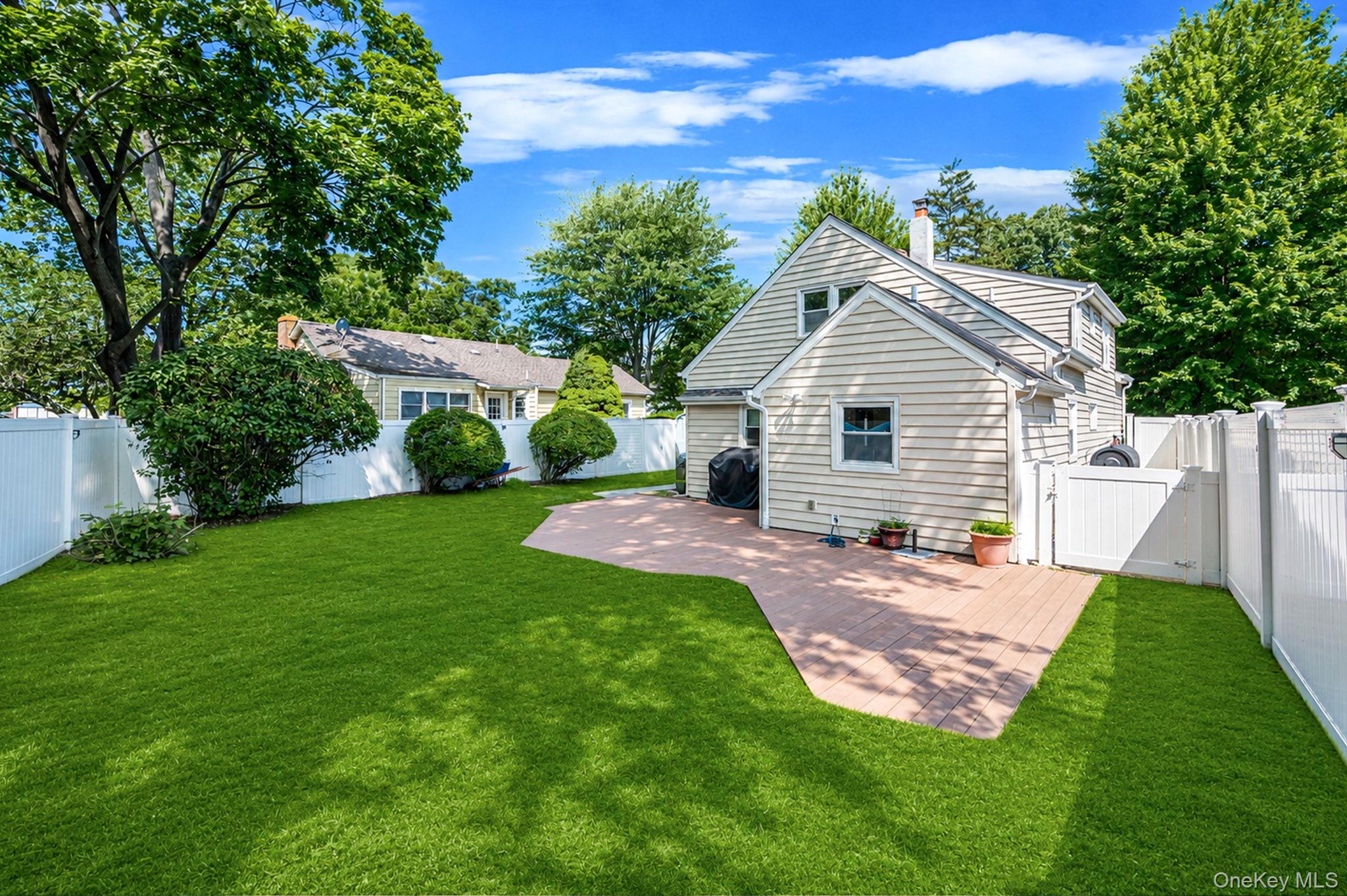 4th image of 6 Gerek Ave, West Islip, NY 11795 | MLS# 1025321