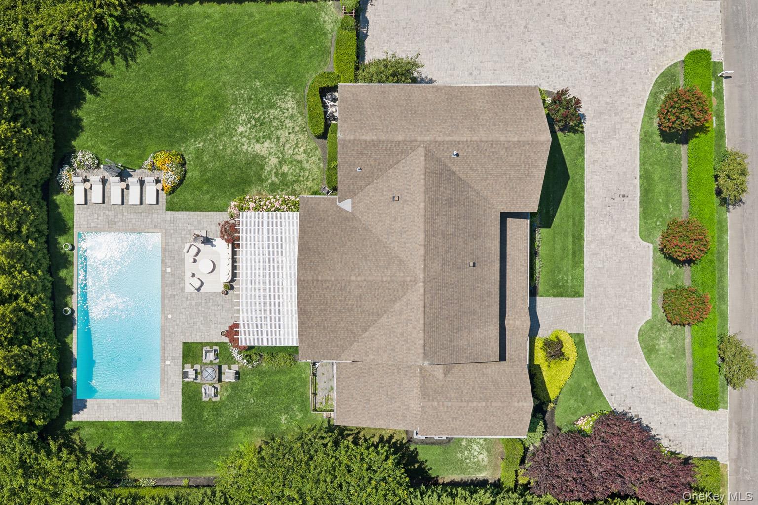 2nd image of 22 Summer Dr, Southampton, NY 11968 | MLS# 1025348