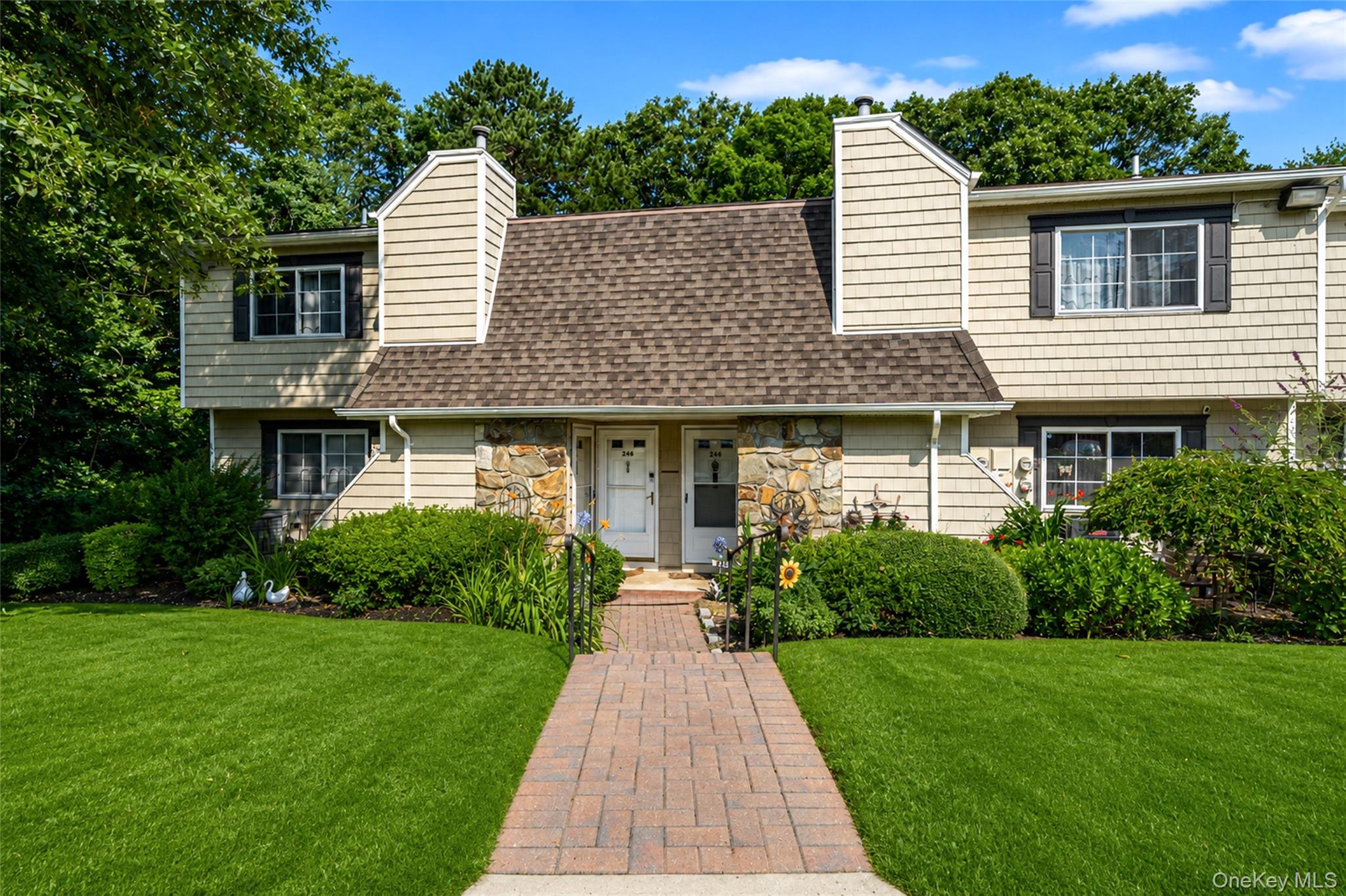Homes for sale in Brookhaven, NY | 244 Lake Pointe Circle #244, Brookhaven, NY 11953 | MLS# 1025350