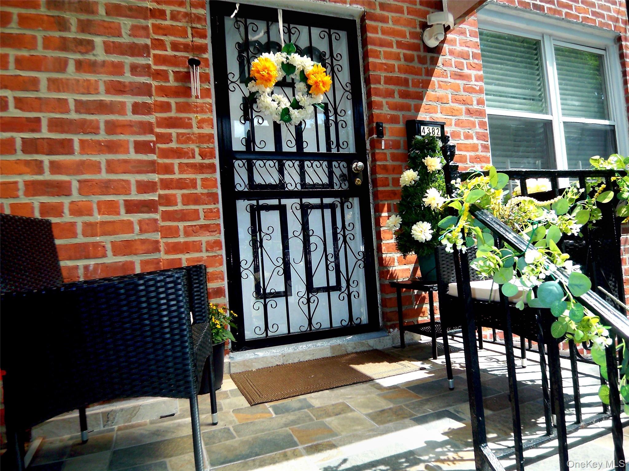3rd image of 4382 Byron Ave, Bronx, NY 10466 | MLS# 1025392