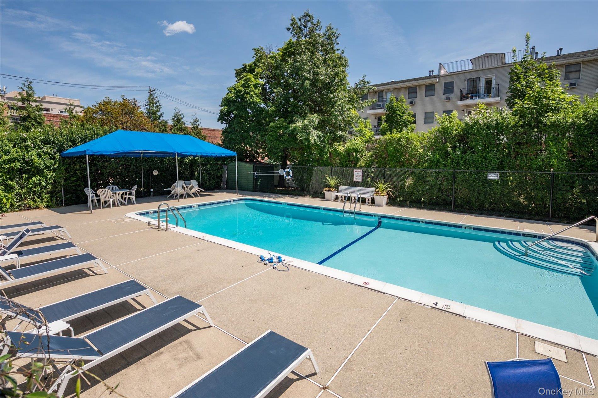 24th image of 135 Post Ave #3R, North Hempstead, NY 11590 | MLS# 1025415