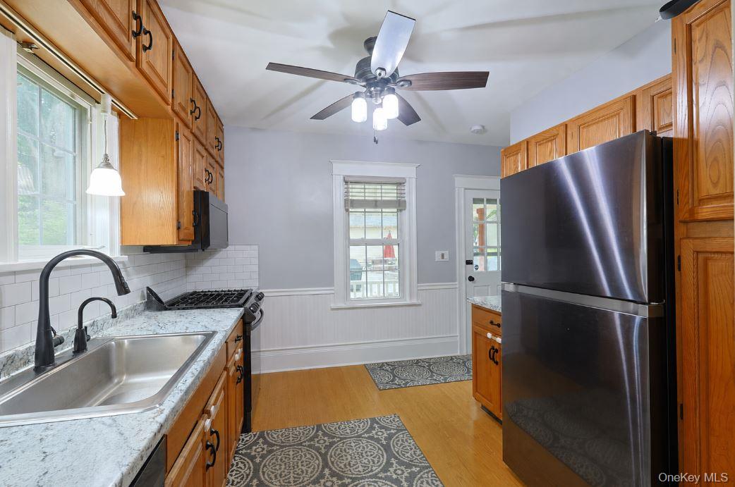 5th image of 36 Evergreen Ave, Poughkeepsie (town), NY 12601 | MLS# 1025434