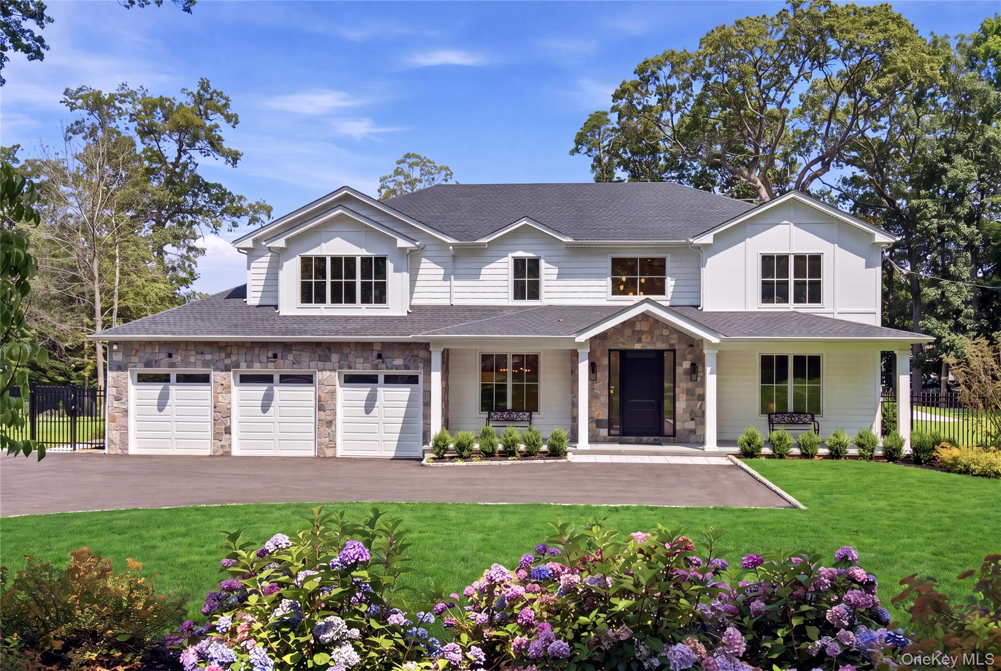 1st image of 32 Pine Rd, Oyster Bay, NY 11791 | MLS# 1025444