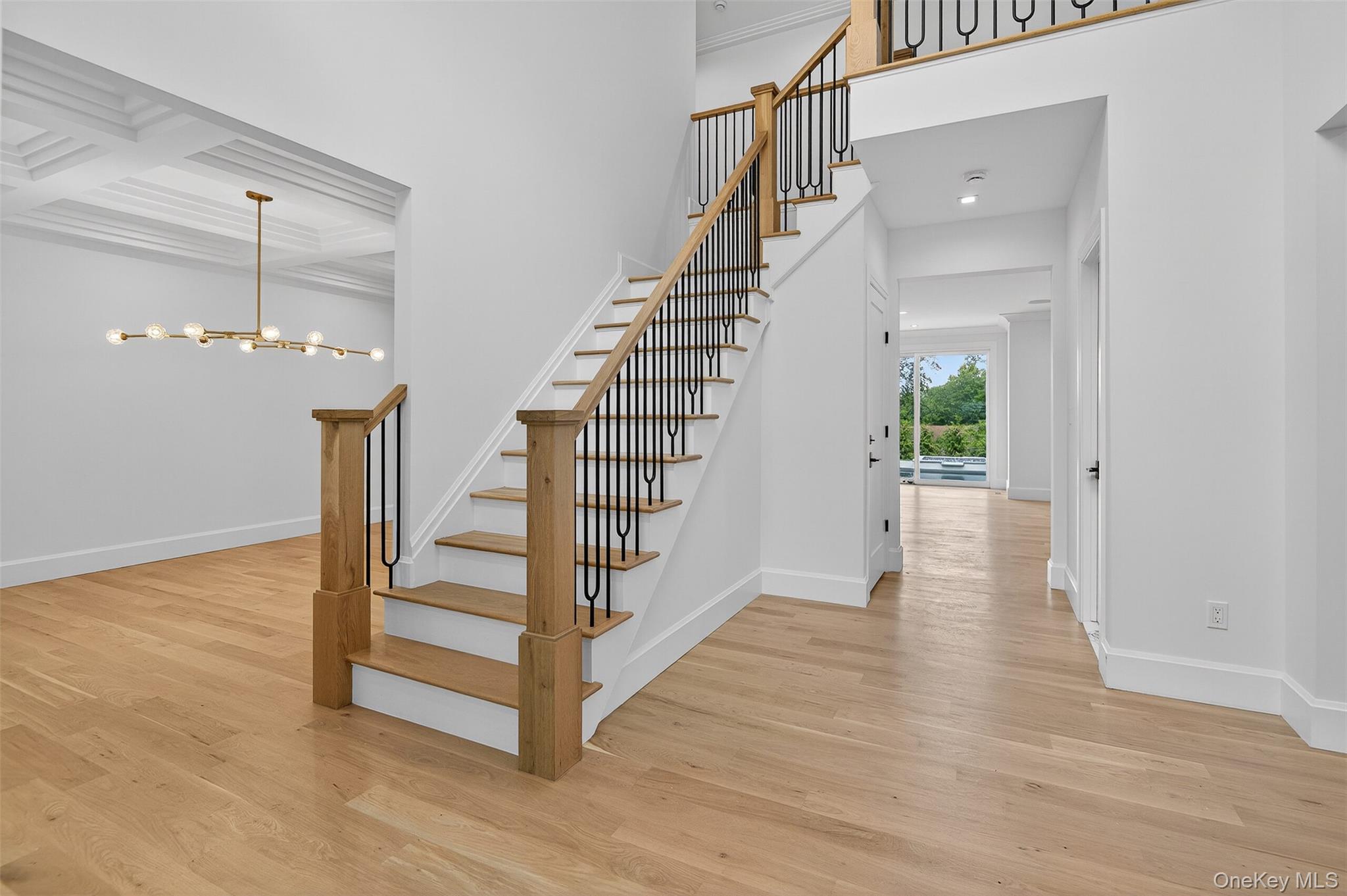 4th image of 32 Pine Rd, Oyster Bay, NY 11791 | MLS# 1025444