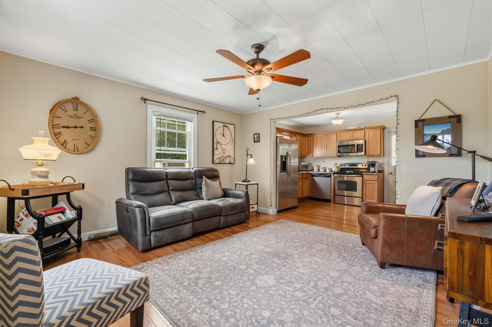 3rd image of 19 Oak Ridge Dr, Putnam Valley, NY 10579 | MLS# 1025462