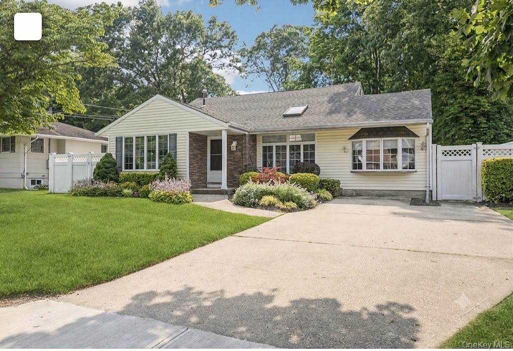 5th image of 12 Larry Rd, Brookhaven, NY 11784 | MLS# 1025544