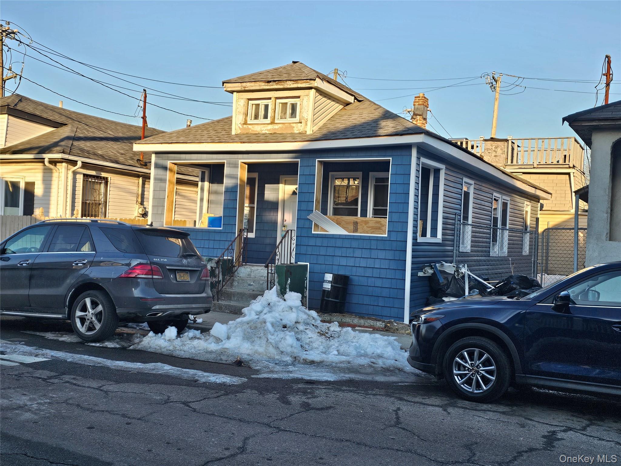2nd image of 194 Beach 25th St, Far Rockaway, NY 11691 | MLS# 1025580