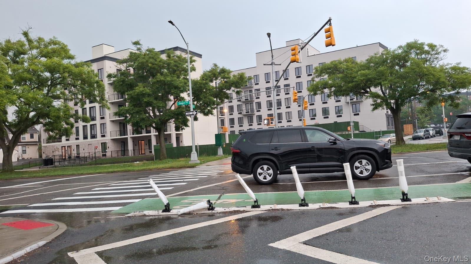 3rd image of 194 Beach 25Th St, Far Rockaway, NY 11691 | MLS# 1025580