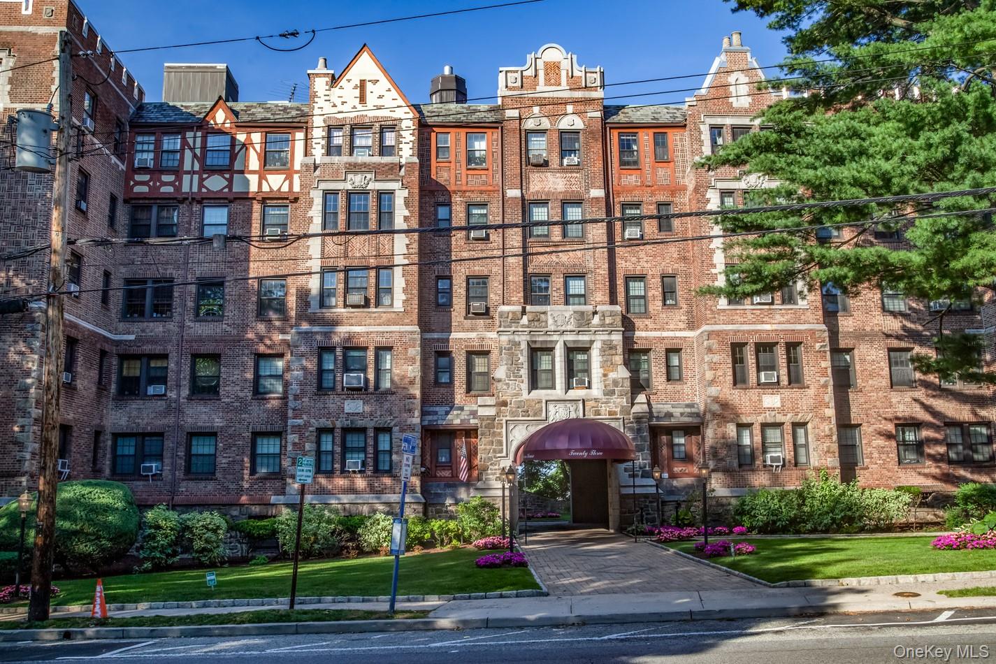 Homes for sale in White Plains, NY | 23 Old Mamaroneck Rd #3E, White Plains, NY 10605 | MLS# 1025584